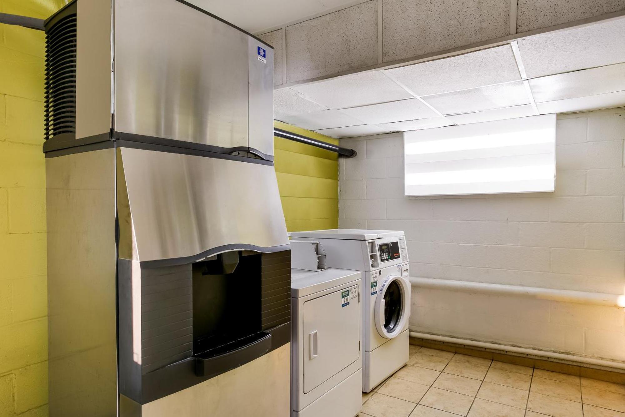 Red Roof Inn Baltimore Ngoại thất bức ảnh